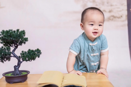宜城孕妇显怀是几个月